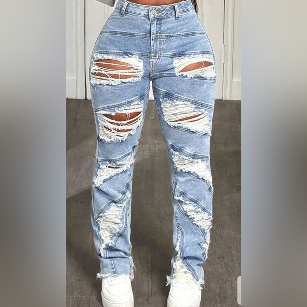 SHEIN Light Blue Distressed Skinny Jeans